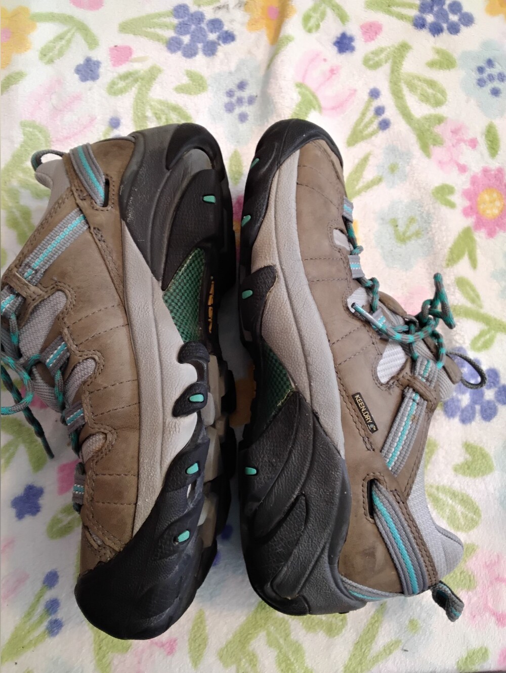 Keen Women's size 8.5 8 1/2 Targhee II Waterproof brown blue hiking shoes
